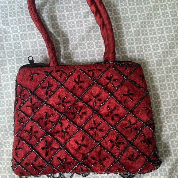 NWOT red velvet hand beaded evening bag purse - Picture 2 of 4